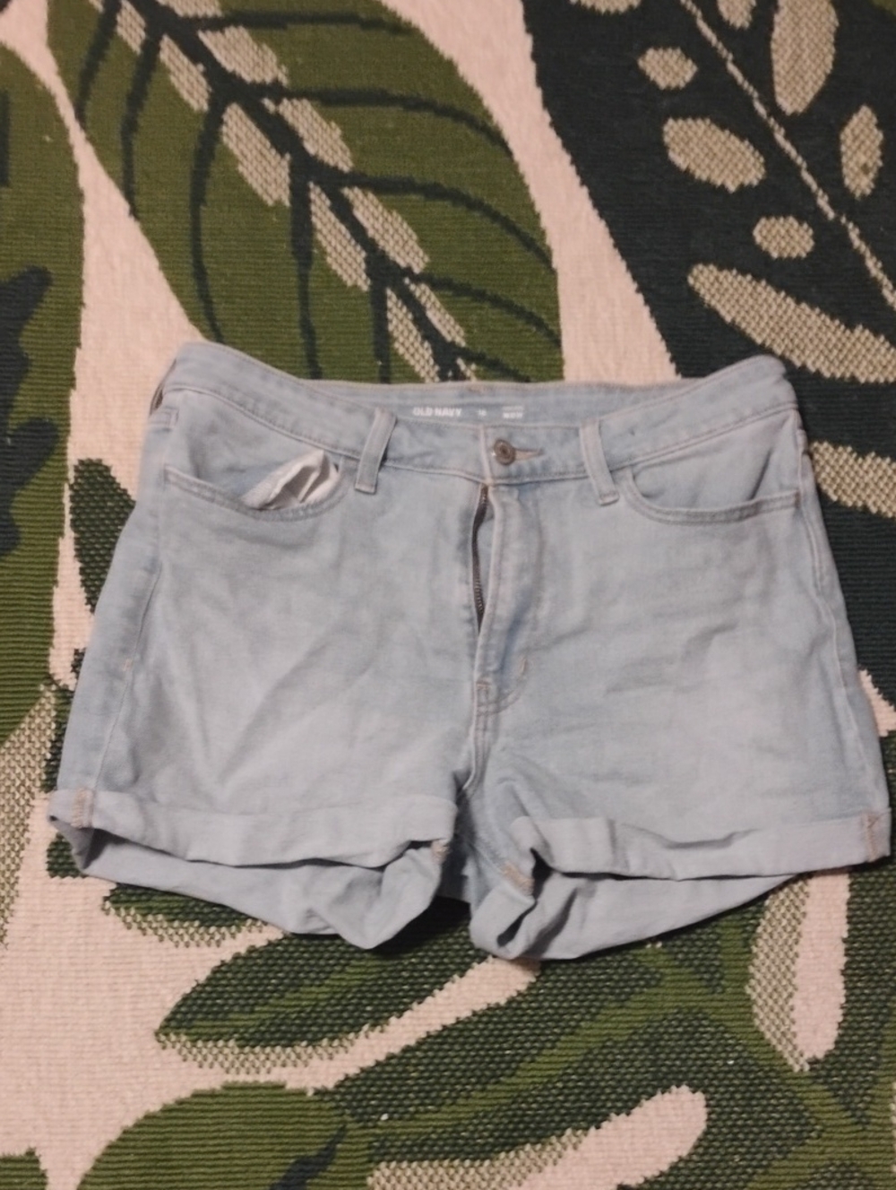 Old Navy Women's Light Blue Rolled Cuff Denim Shorts